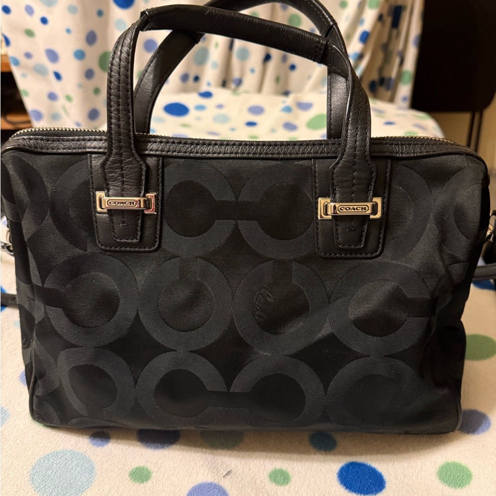 Coach Taylor Op Art Alexis Carryall.